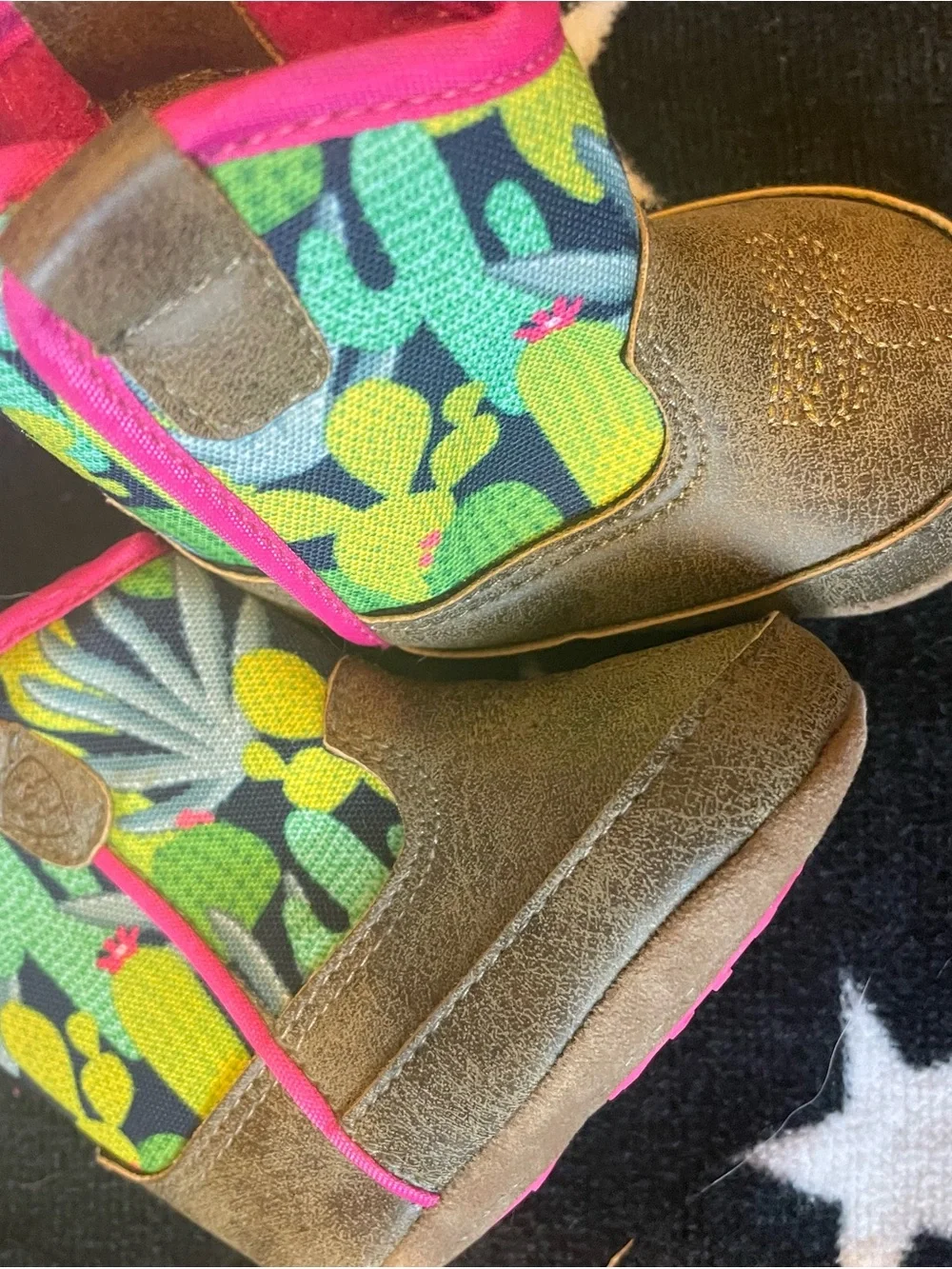 Ariat Brown Faux-Leather & Pink Floral Pull-On Baby boots